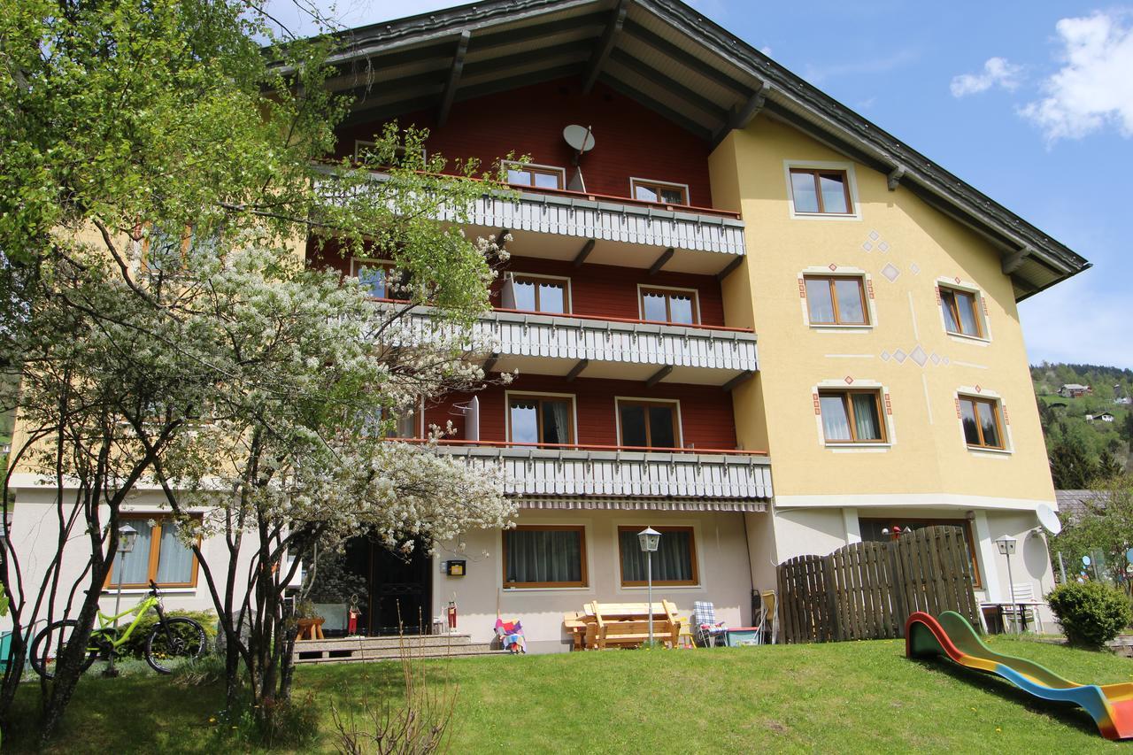 Appartement Roza'S Nest By Isa Badkleinkirchheim à Bad Kleinkirchheim Extérieur photo